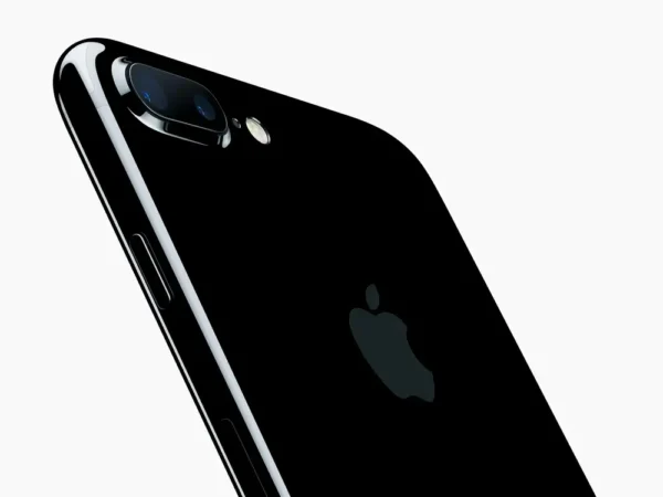 Refurbished Apple iPhone 7 Plus - Image 3